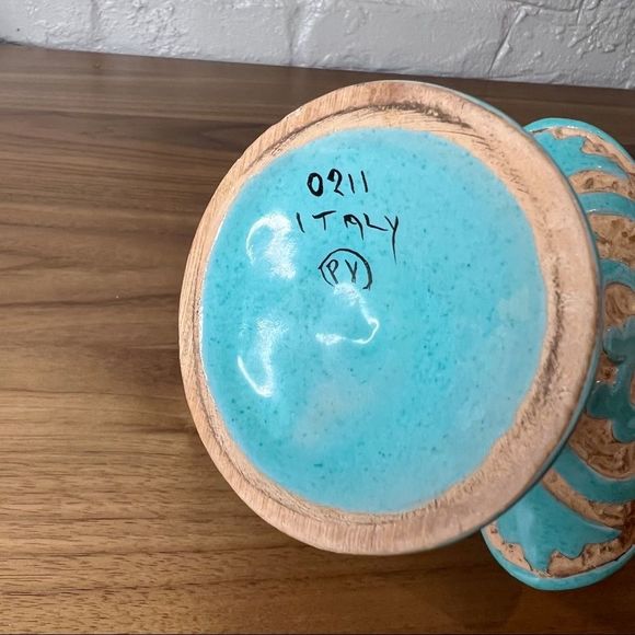 VTG Sgraffito Italian Peasant Village Art Pottery Small Flower Vase Turquoise - Picture 8 of 10